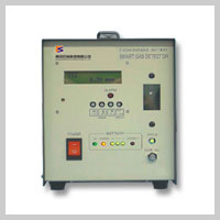 �y���C�ϼ��ȷ����x